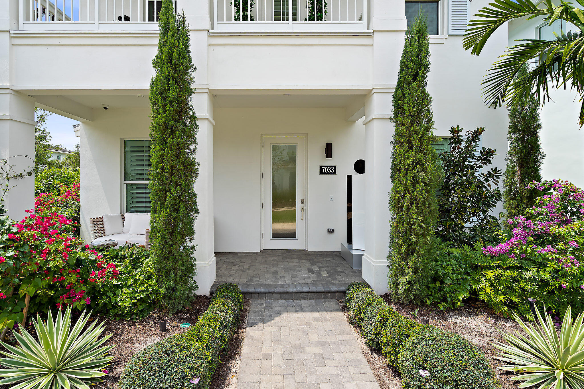 7033 Edison Place