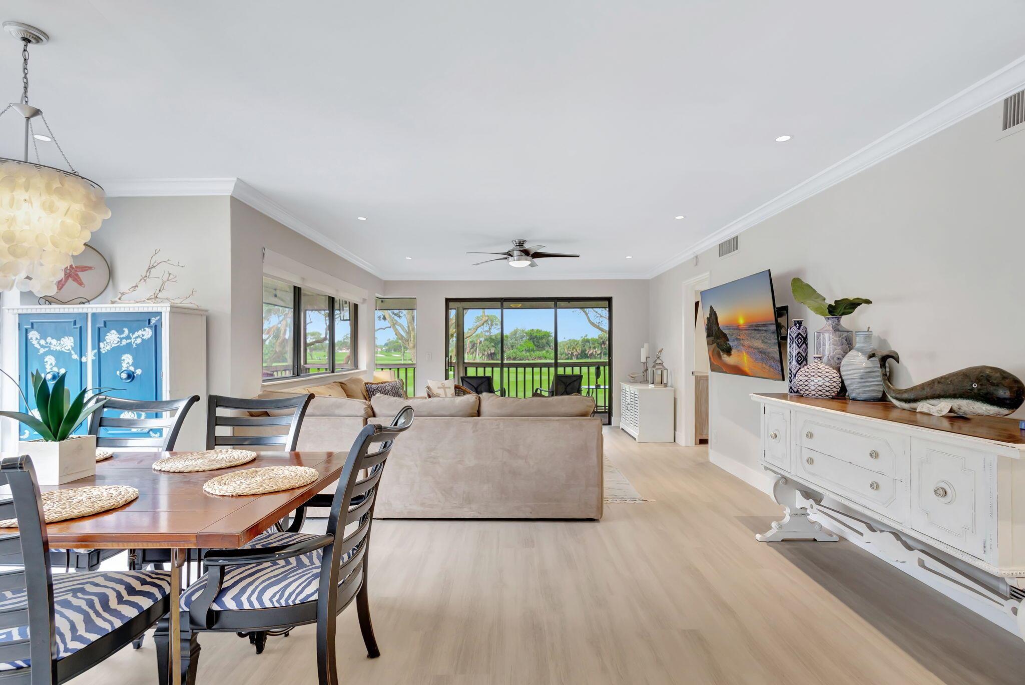 438 S Brackenwood Lane S