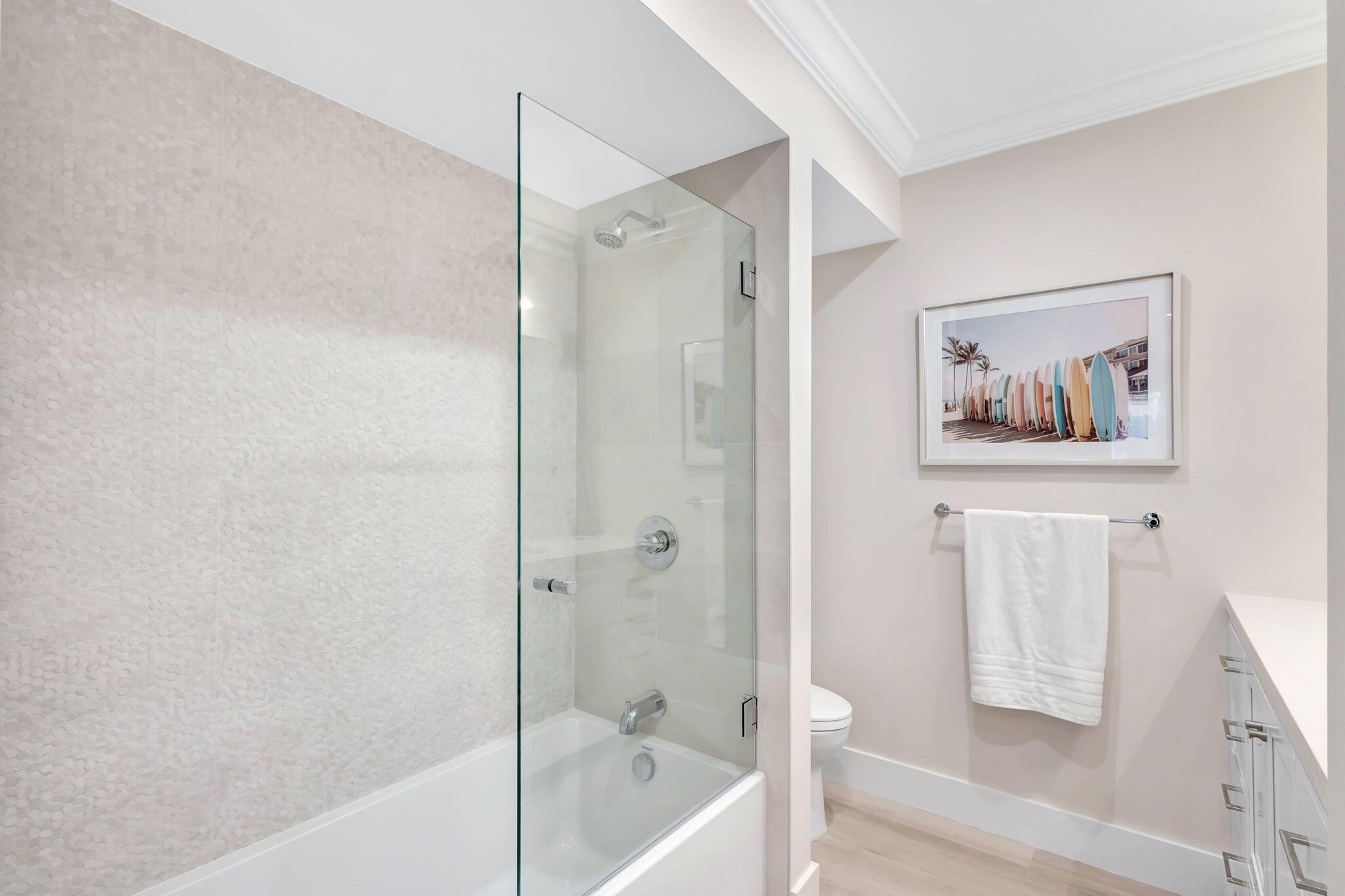 438 S Brackenwood Lane S