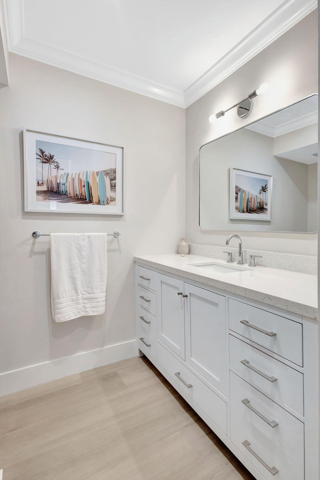 438 S Brackenwood Lane S