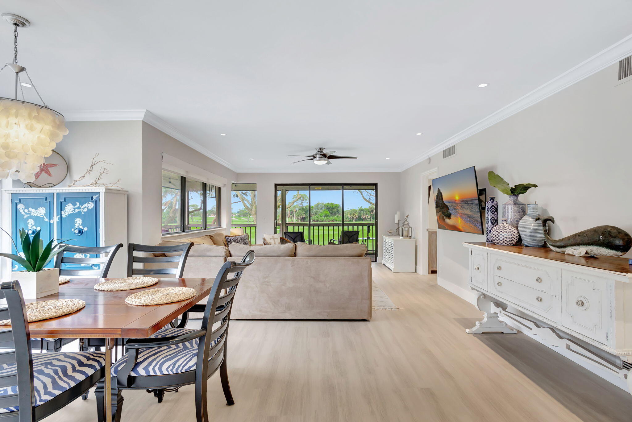 438 S Brackenwood Lane S