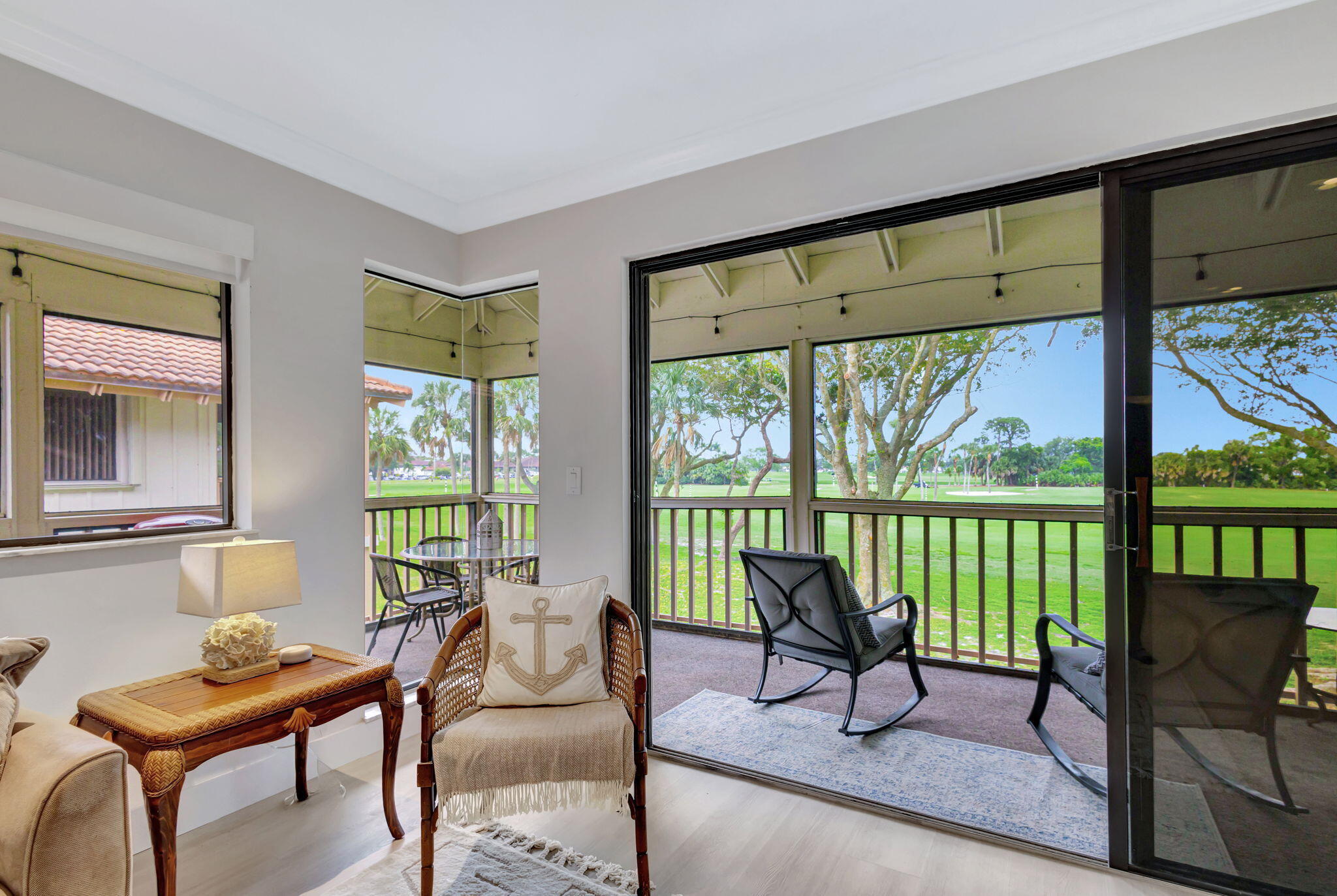 438 S Brackenwood Lane S