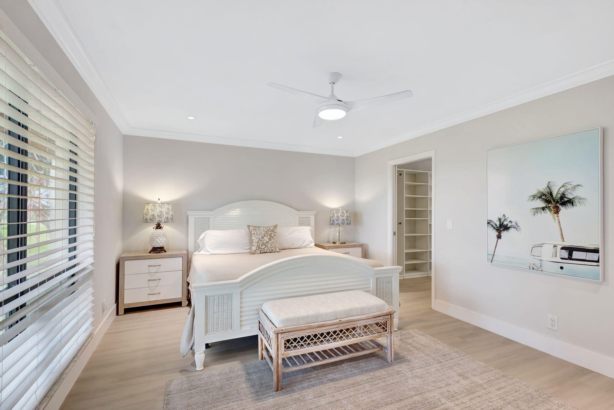 438 S Brackenwood Lane S