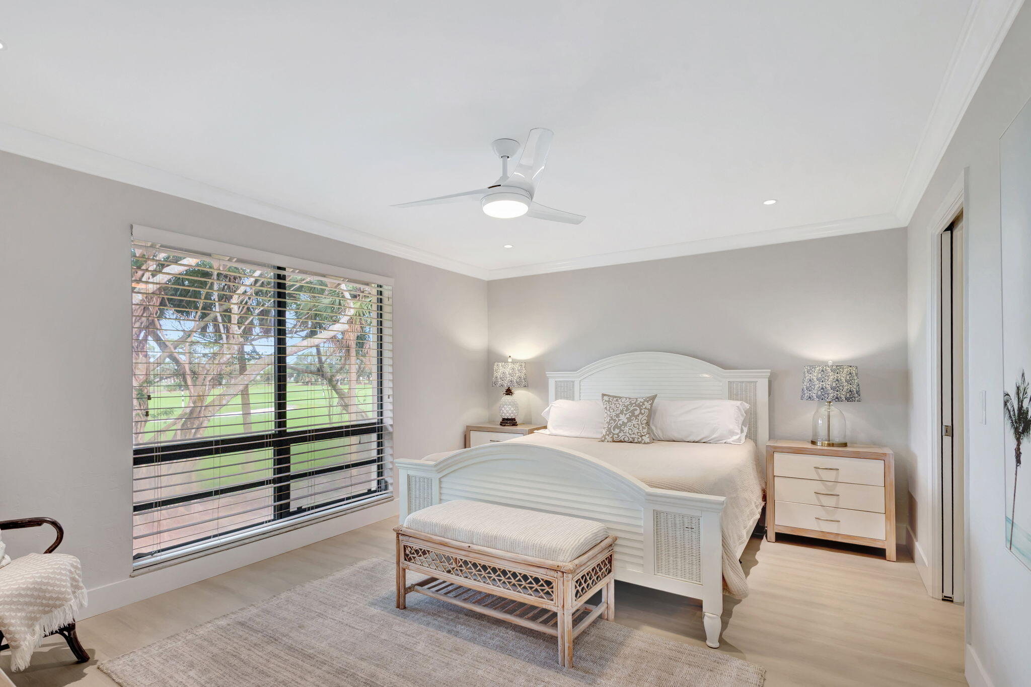 438 S Brackenwood Lane S