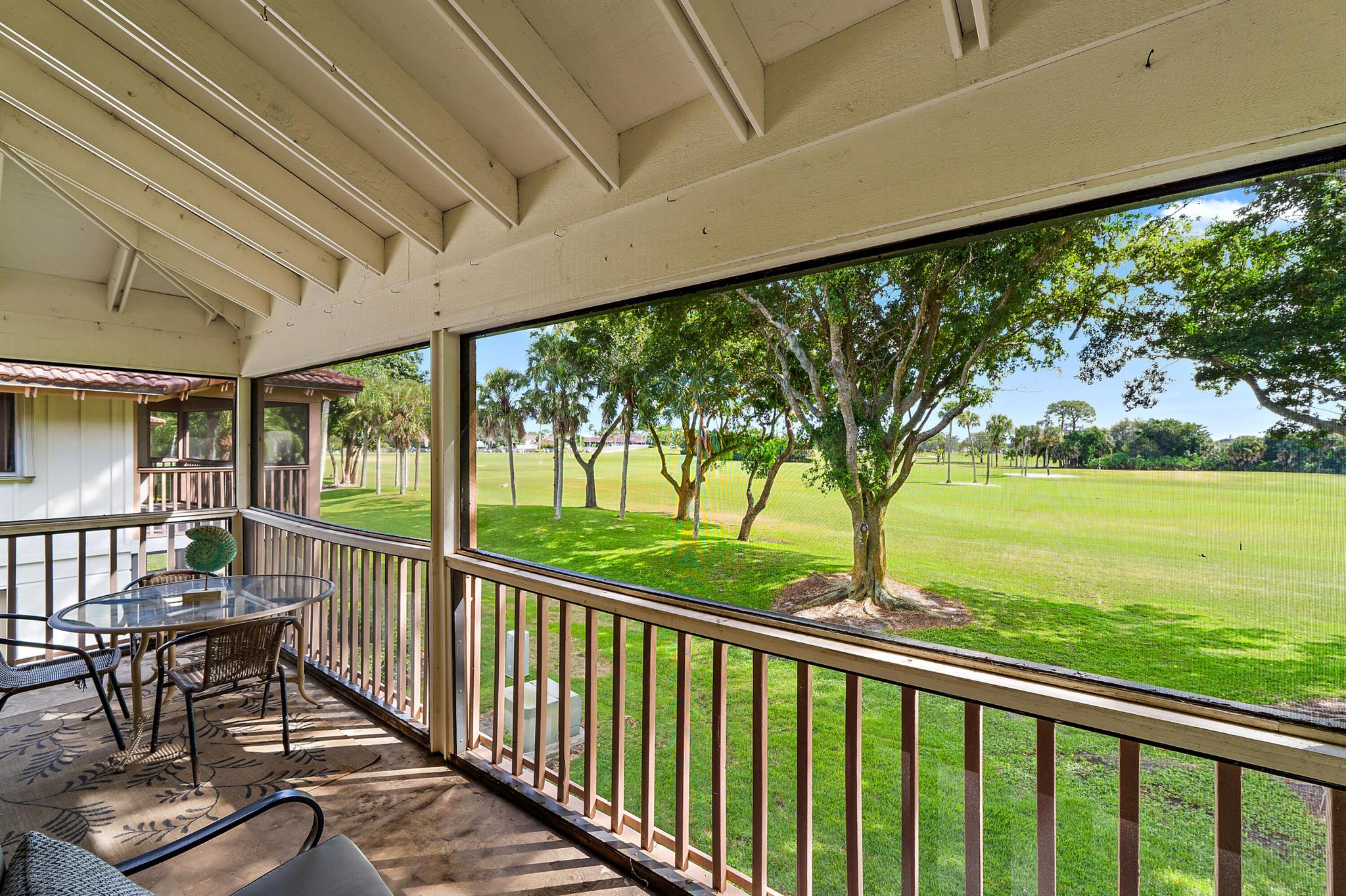 438 S Brackenwood Lane S