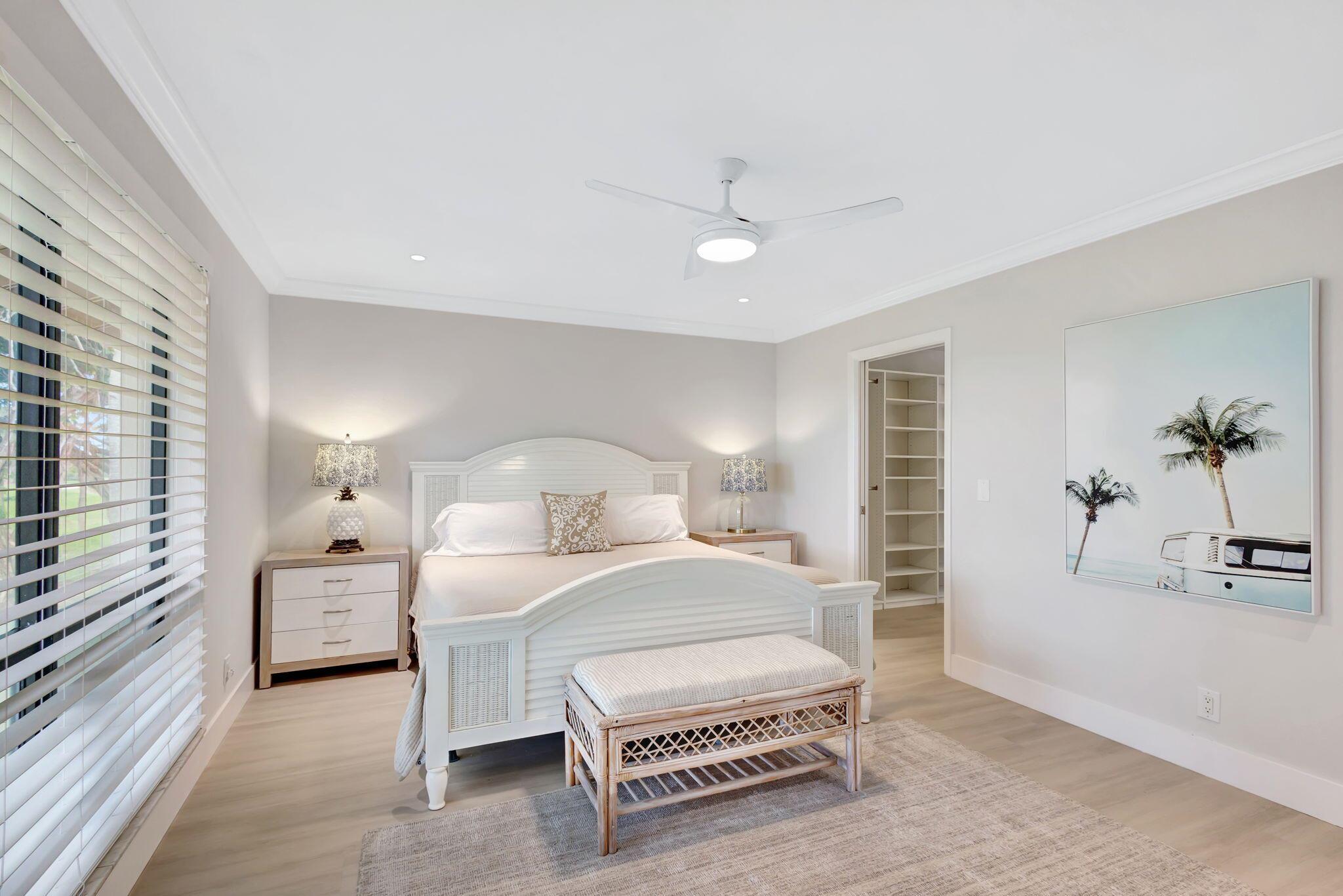 438 S Brackenwood Lane S