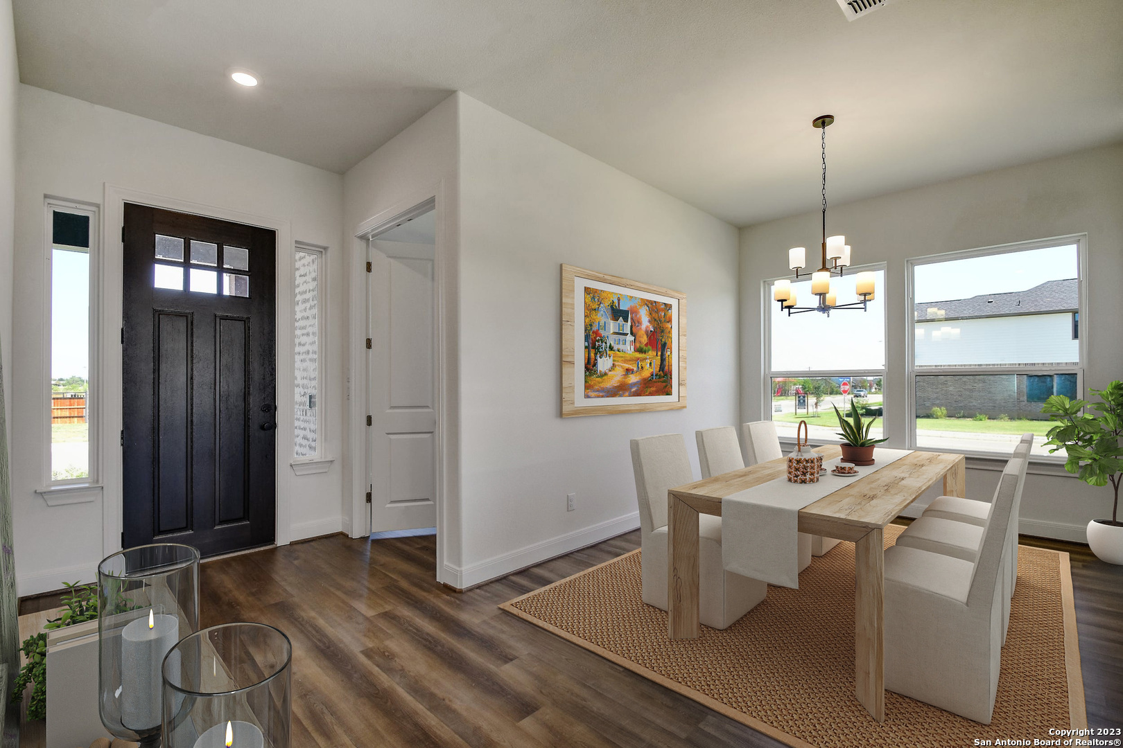 145 W Magnolia Circle