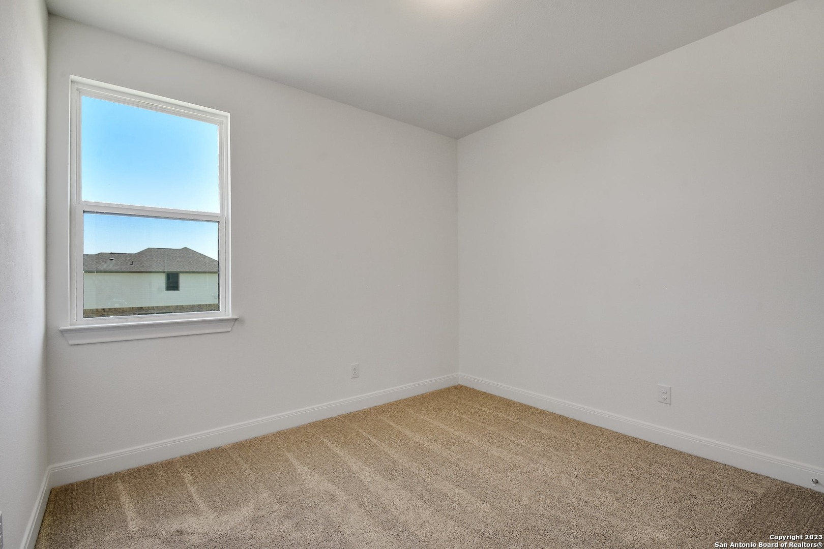 145 W Magnolia Circle