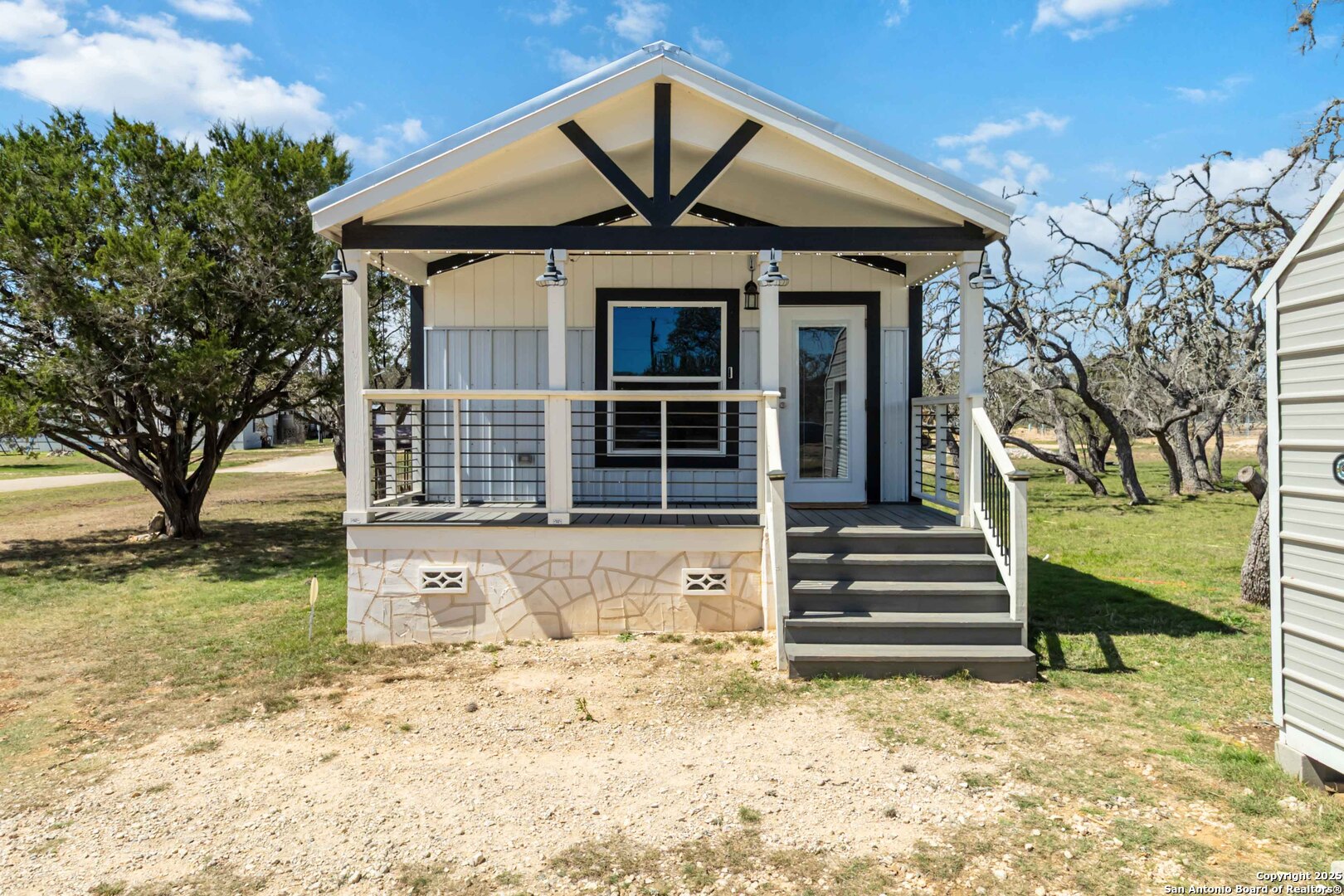 1629 PRIVATE ROAD 1518