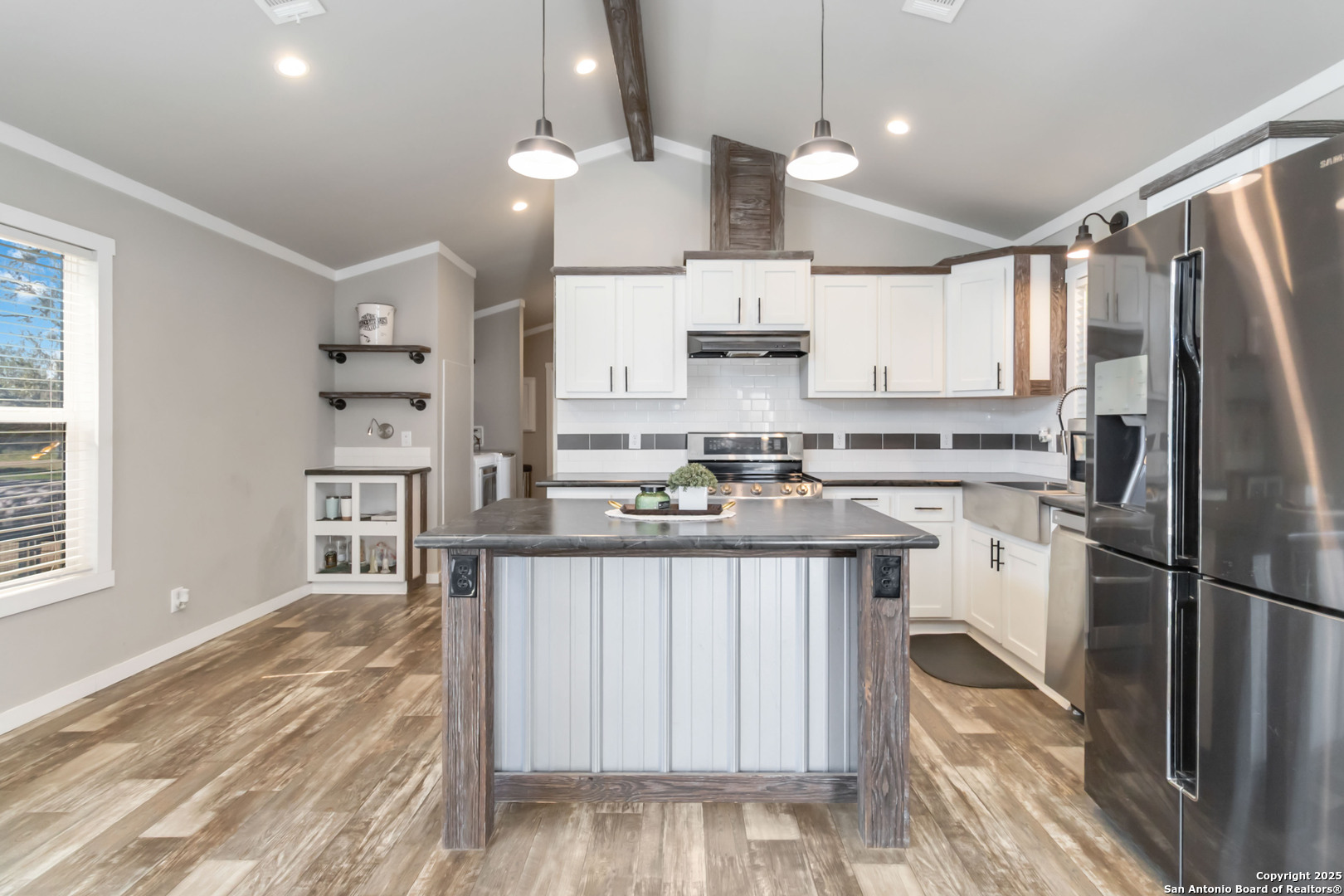 1629 PRIVATE ROAD 1518
