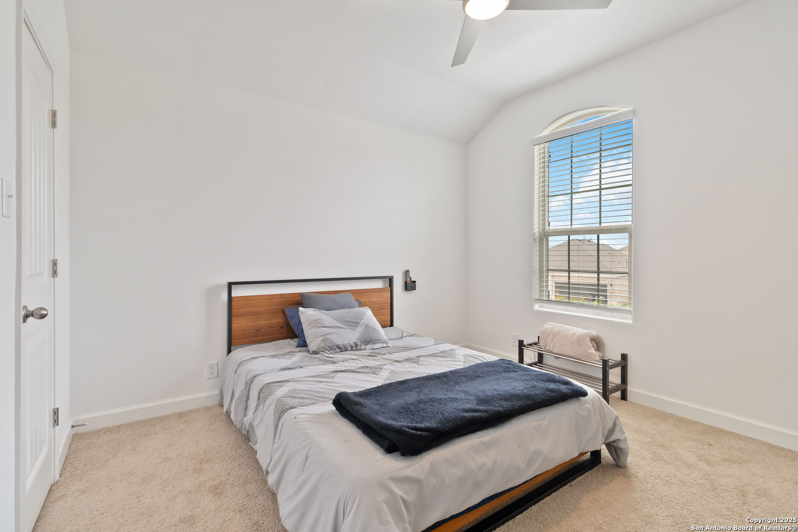 13917 Westbury Falls