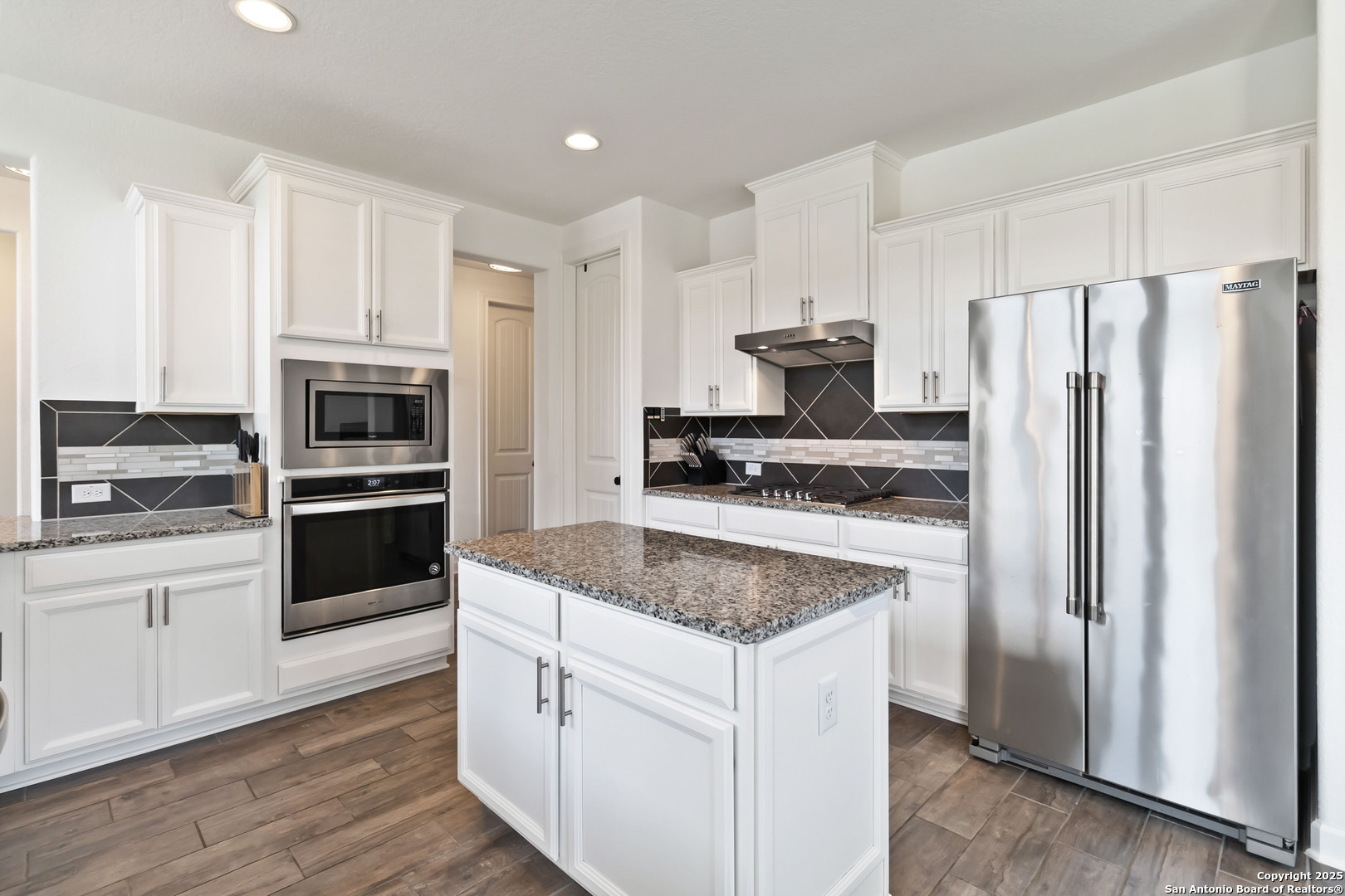13917 Westbury Falls