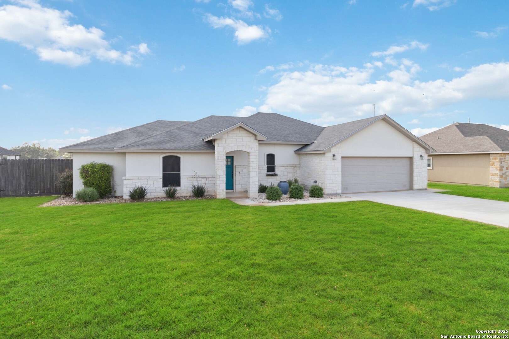 527 Monte Vista