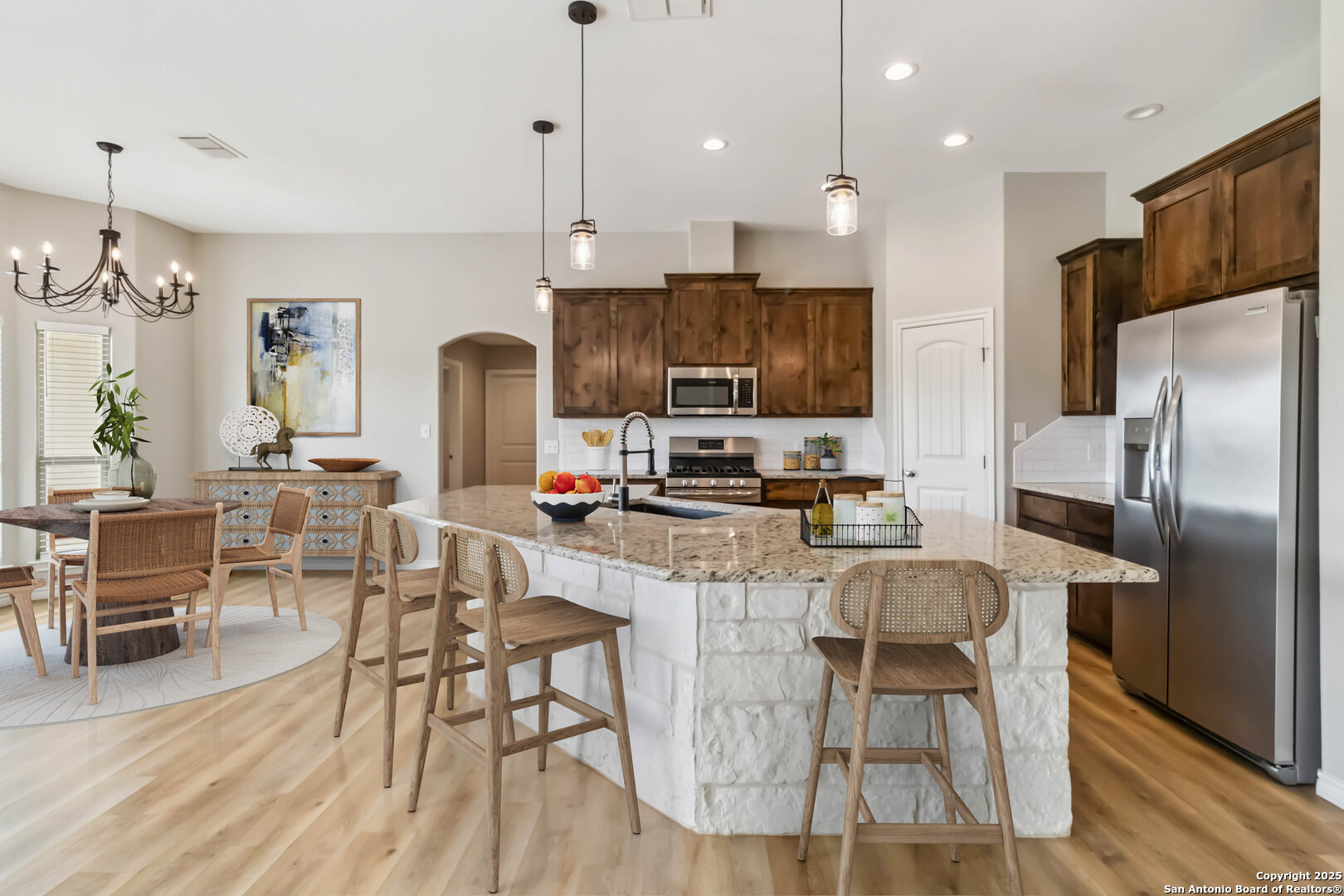 527 Monte Vista