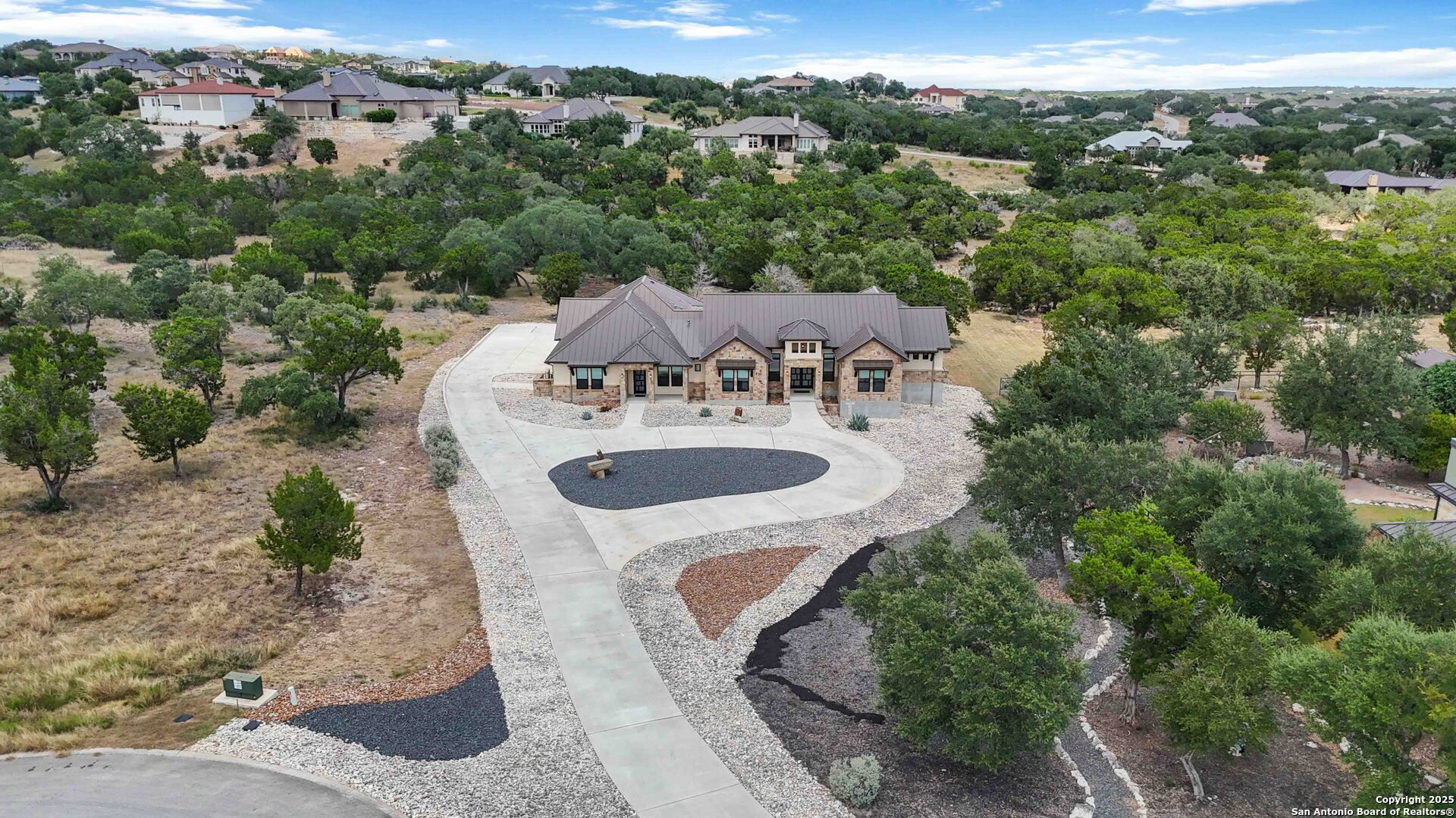 5716 Dry Comal