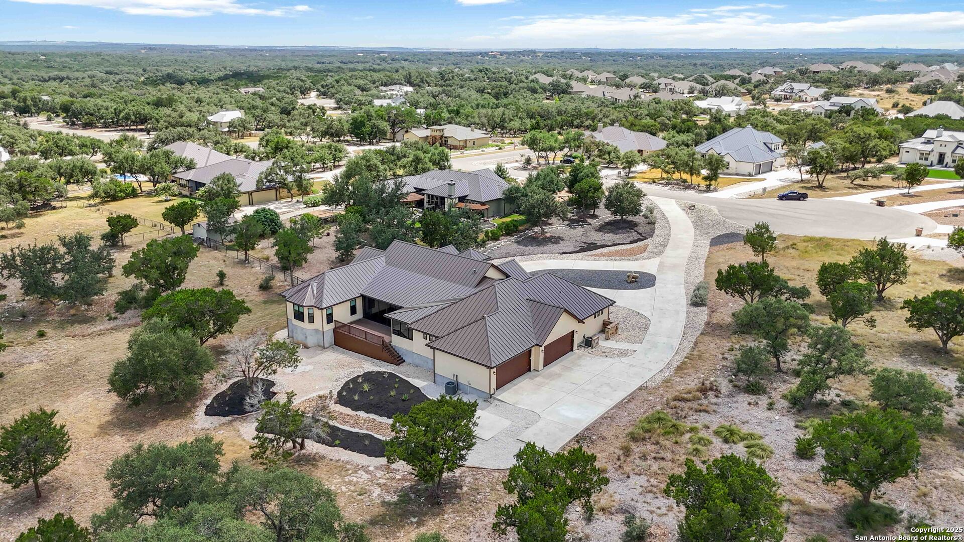 5716 Dry Comal