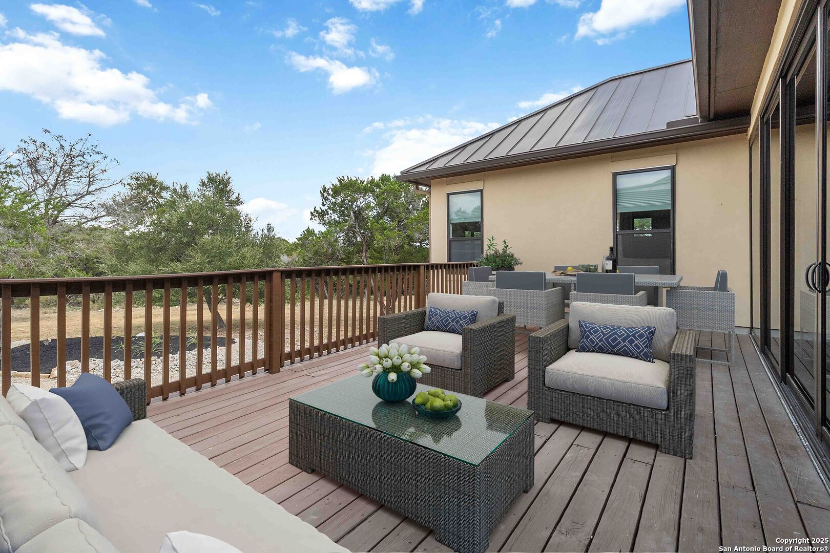 5716 Dry Comal
