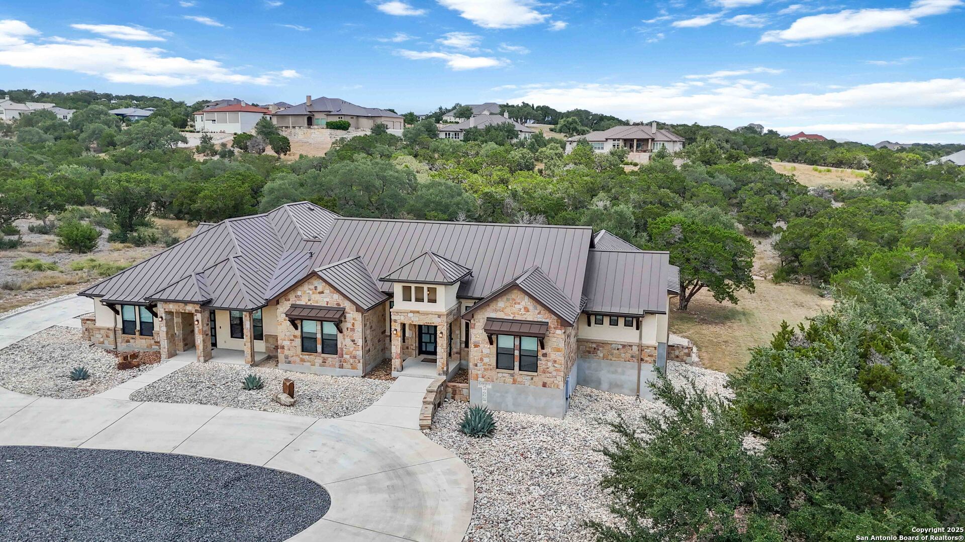5716 Dry Comal