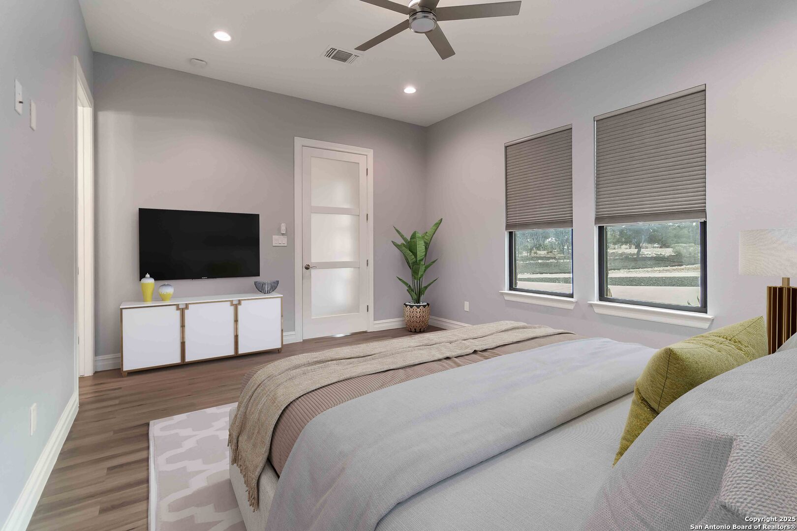5716 Dry Comal
