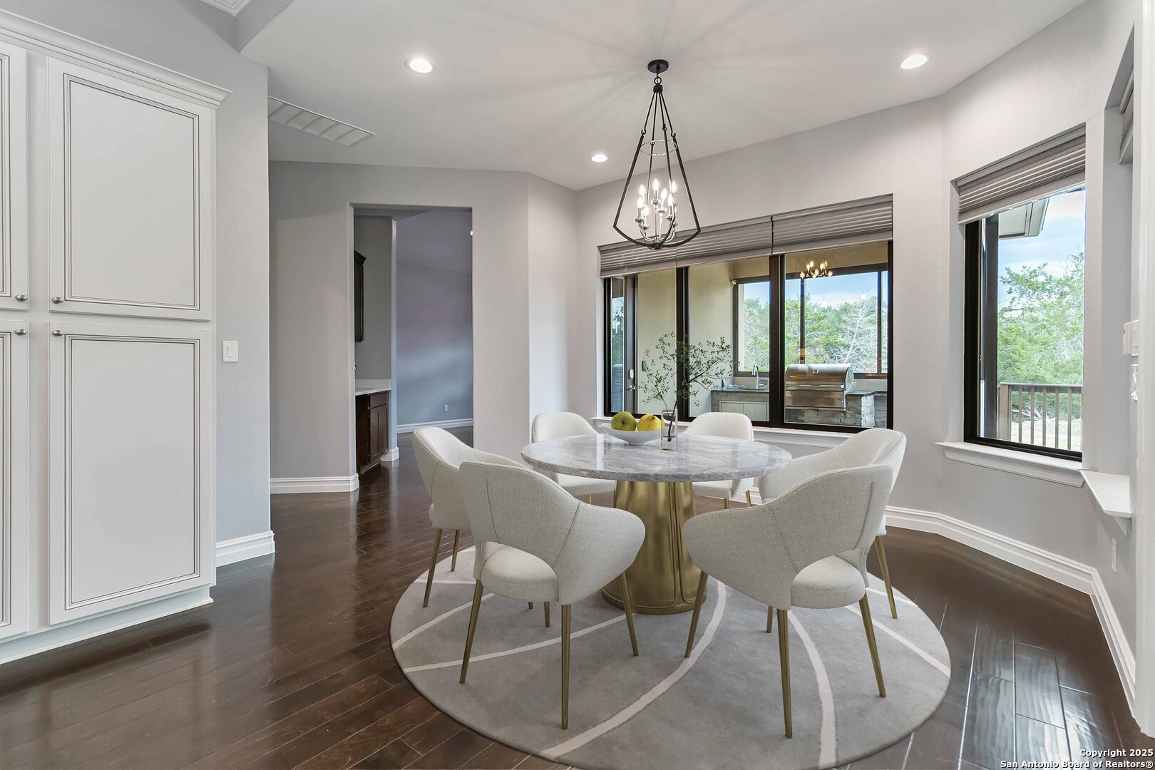 5716 Dry Comal