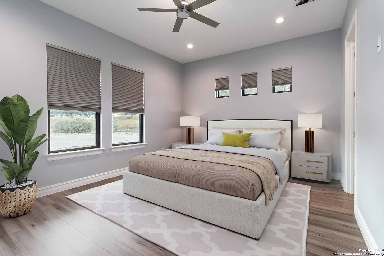 5716 Dry Comal