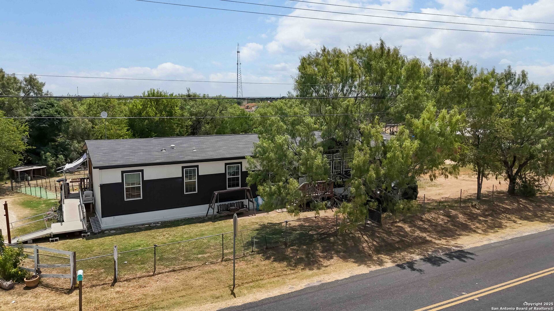 13598 Old Frio City Rd