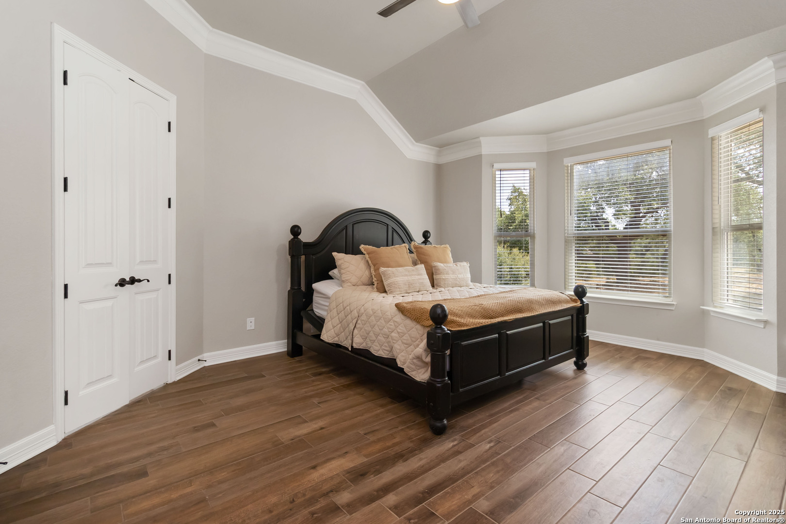 1012 Rivers Peak