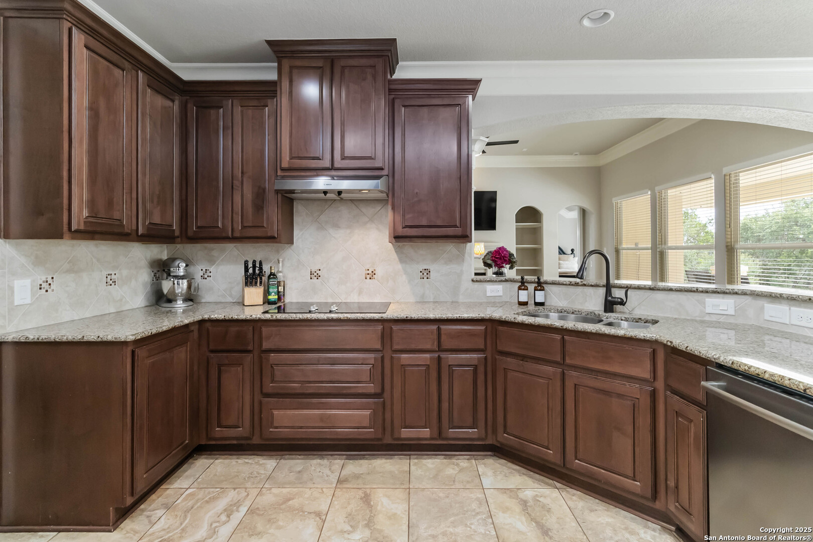 1012 Rivers Peak
