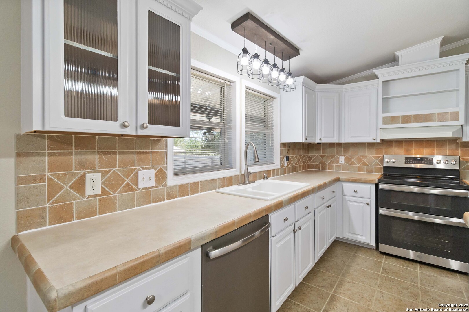 303 County Road 425