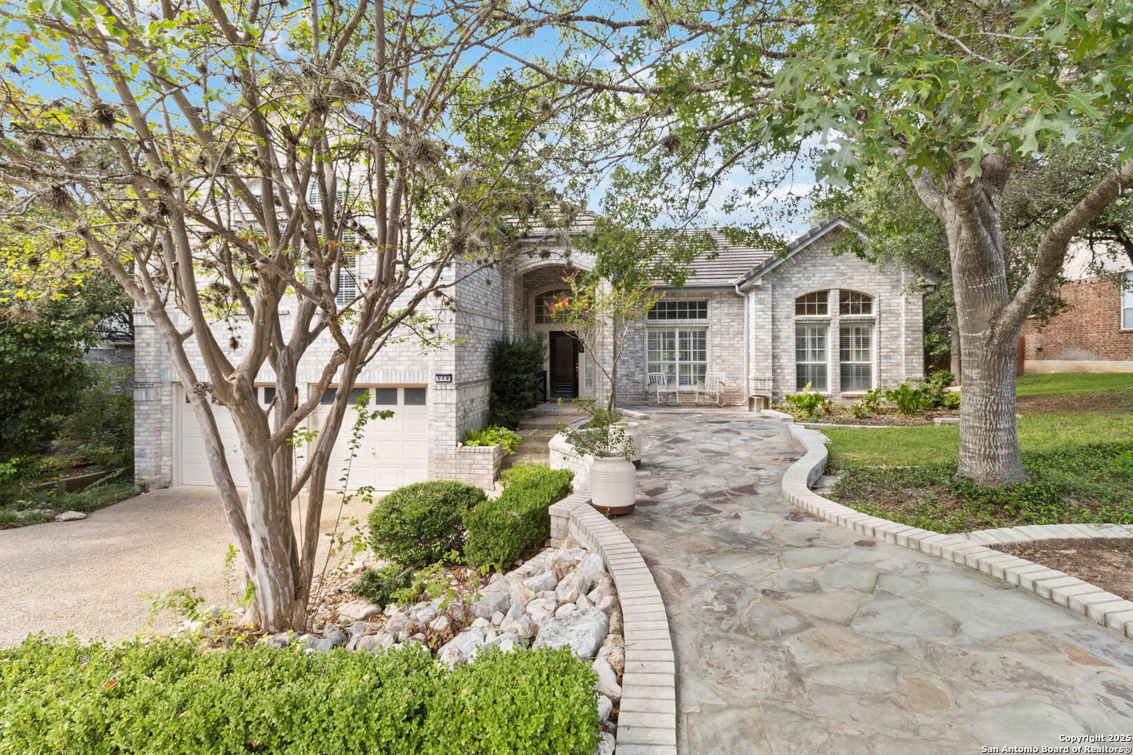 519 Mission Viejo