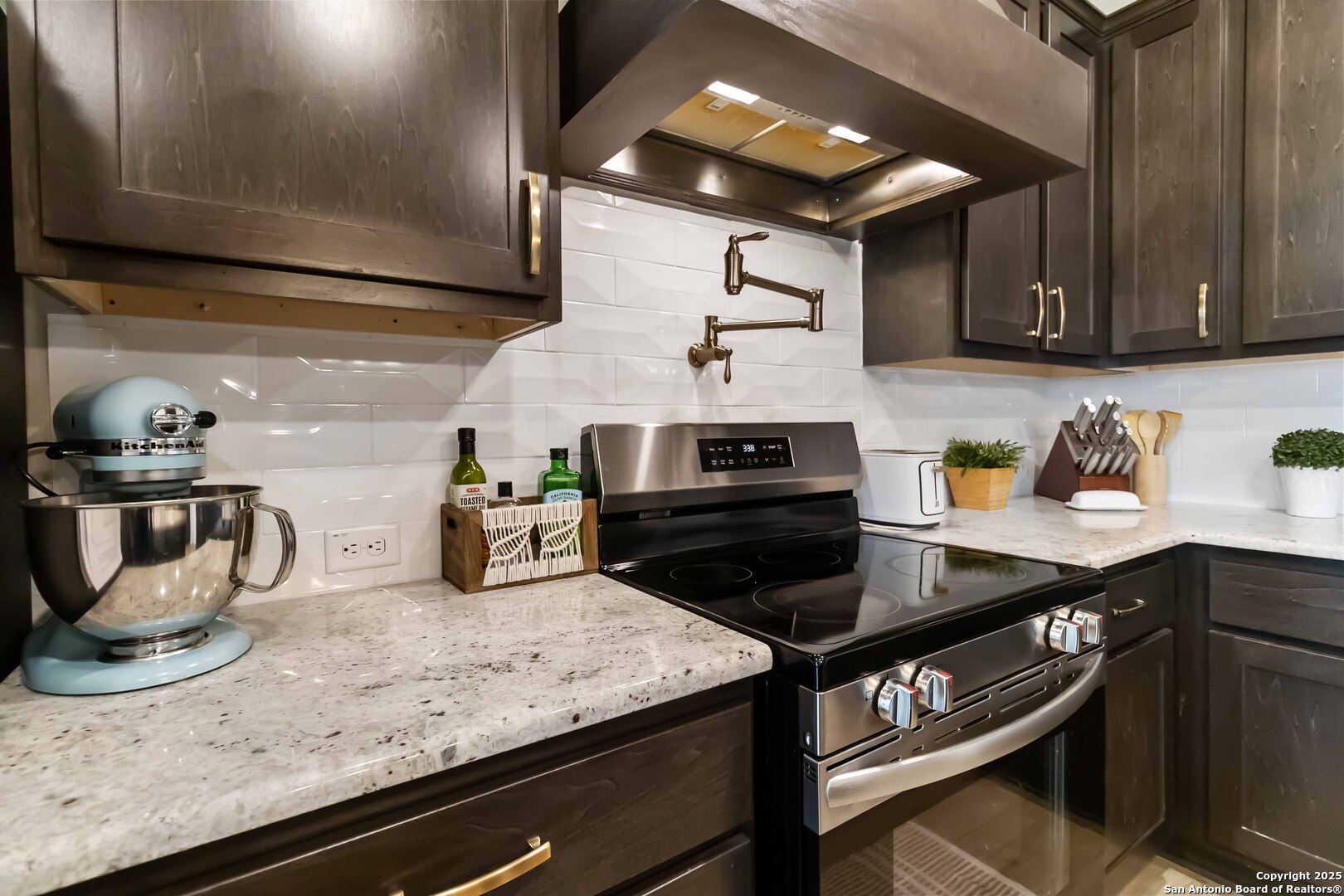 3137 County Road 5710