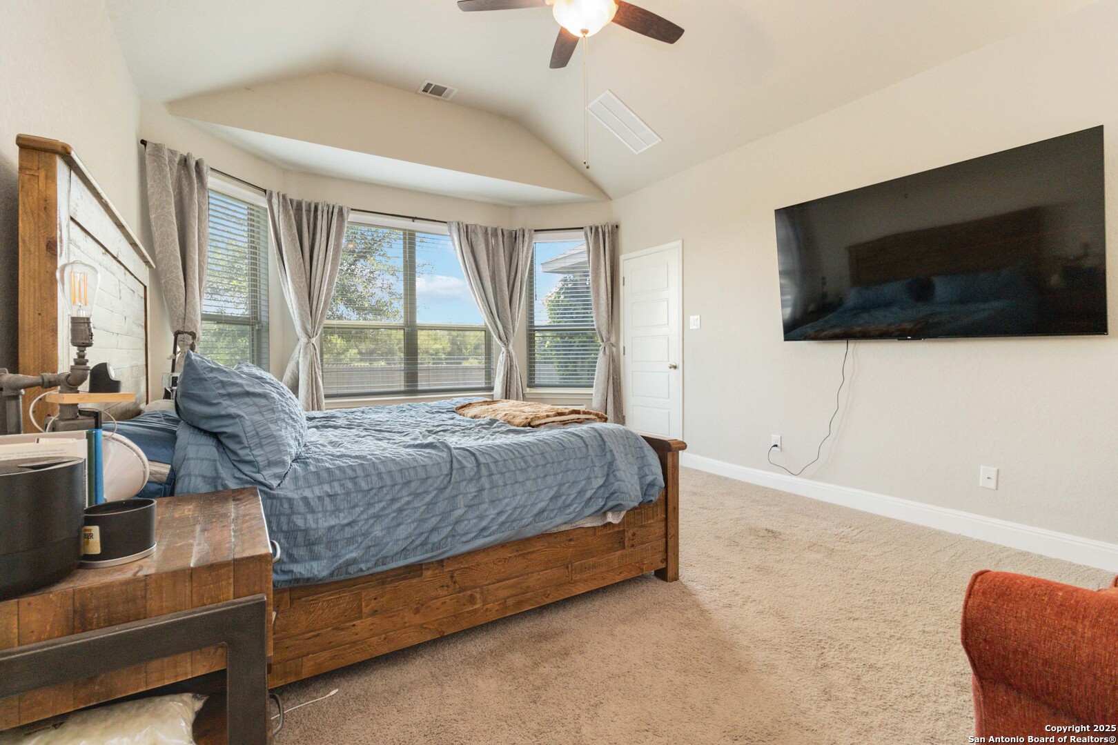2210 Castello