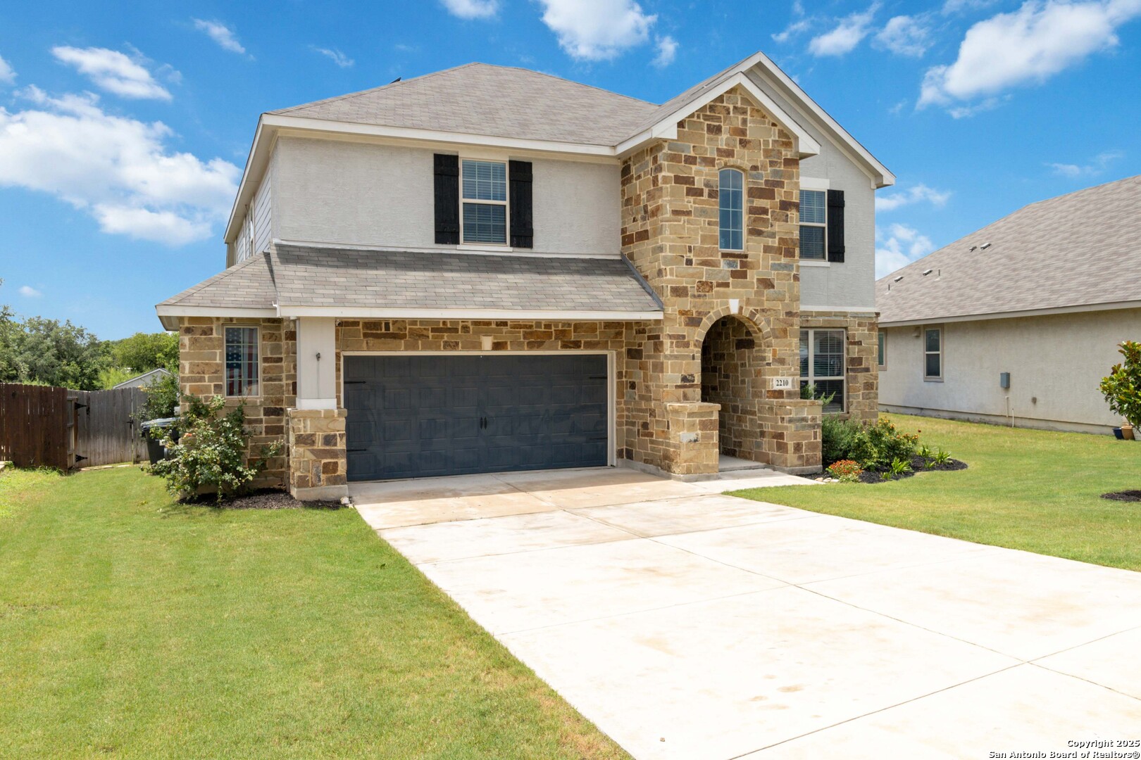 2210 Castello