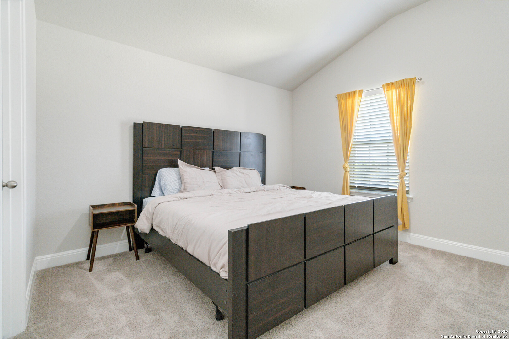 2210 Castello