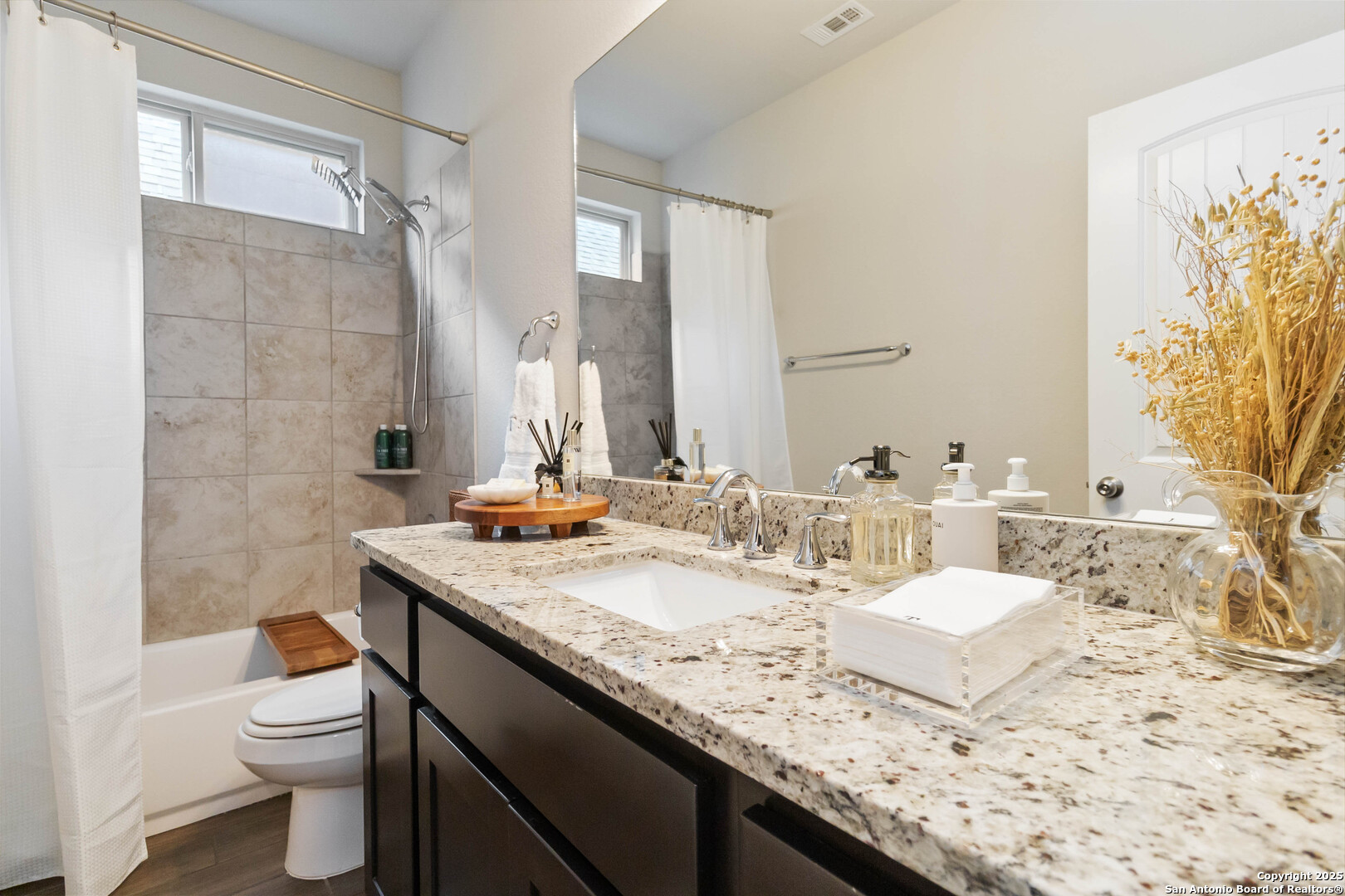16522 Glen Eve Path