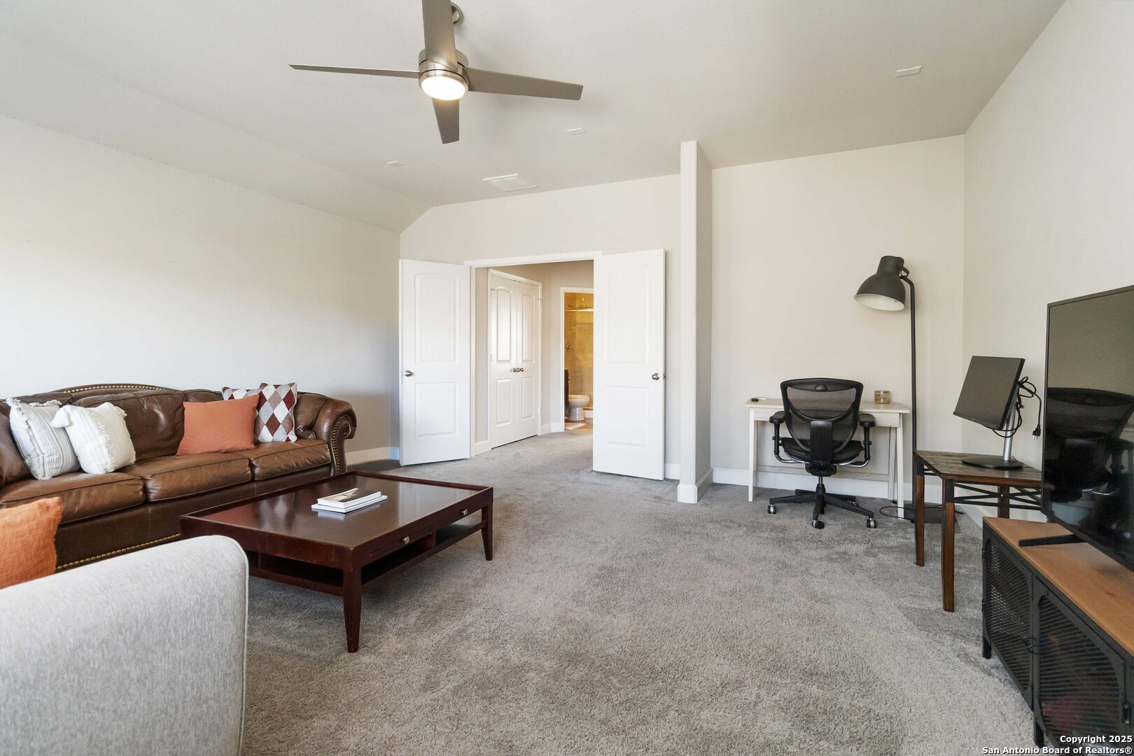 16522 Glen Eve Path