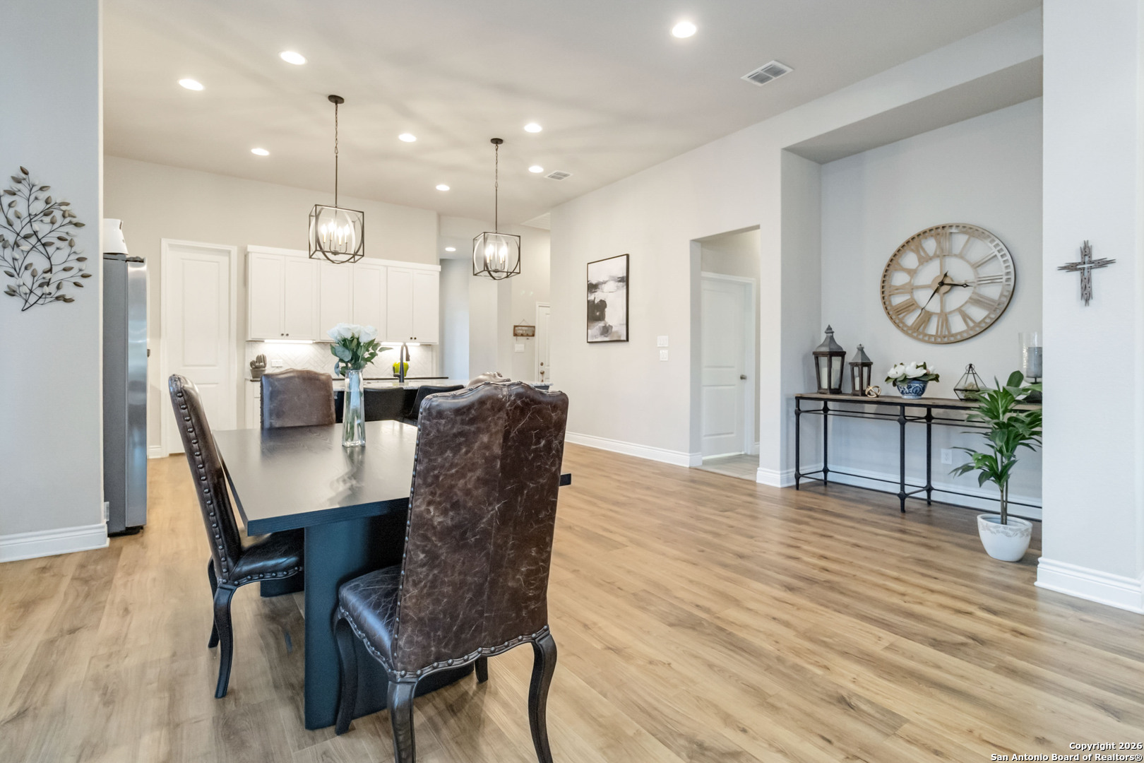 1030 Cadogan Squire