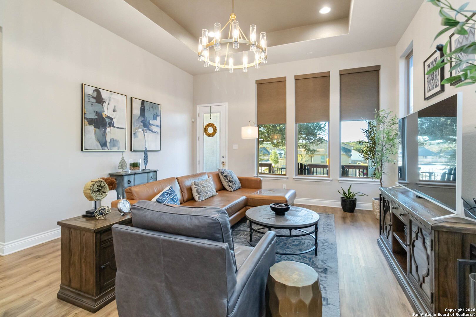 1030 Cadogan Squire