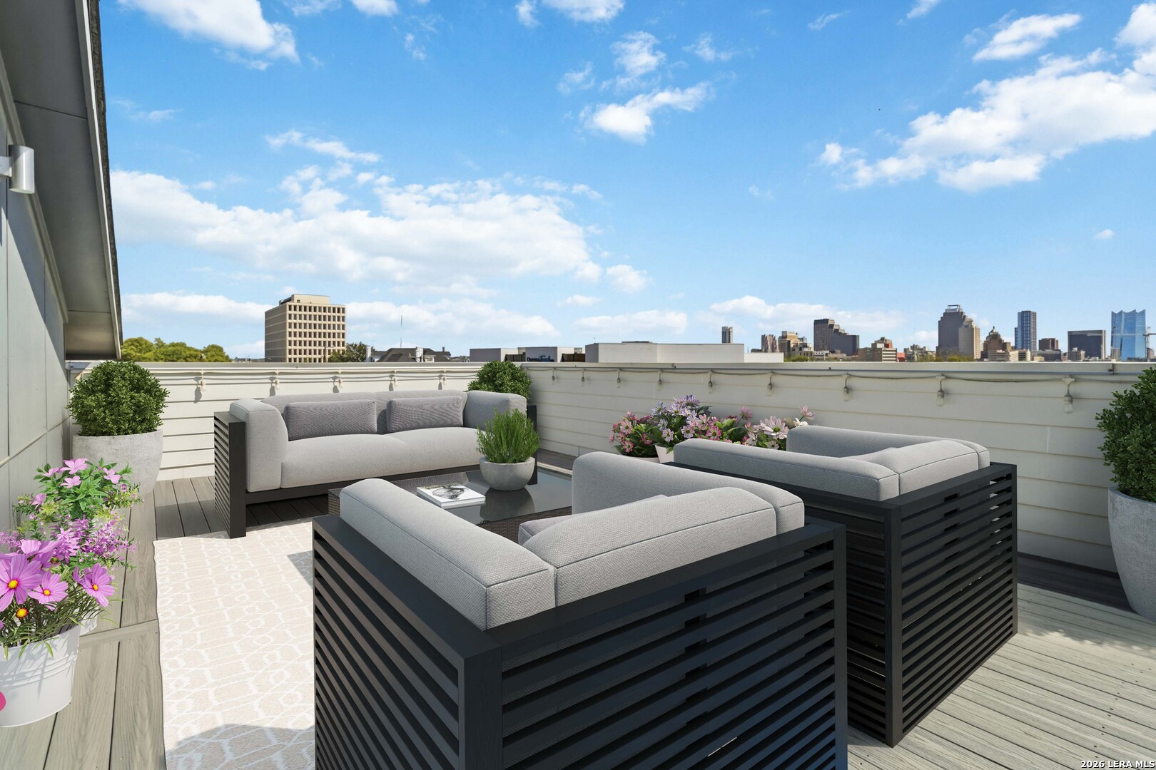 303 W Cypress Unit 101