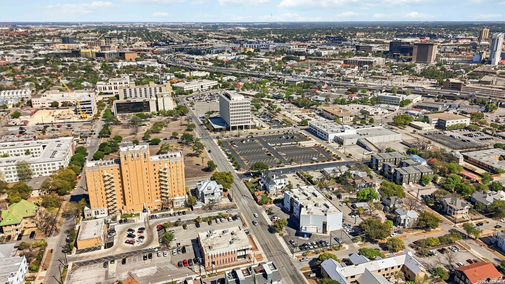 303 W Cypress Unit 101