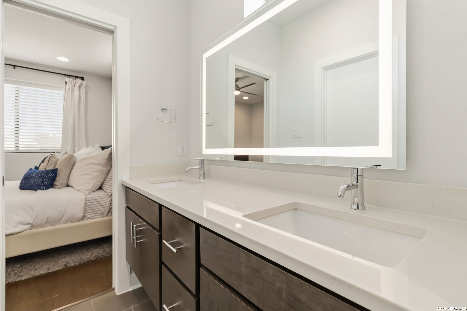 303 W Cypress Unit 101