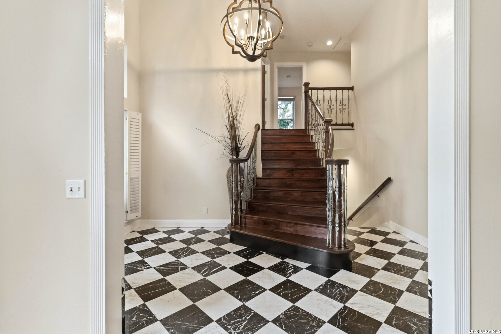 519 Mission Viejo