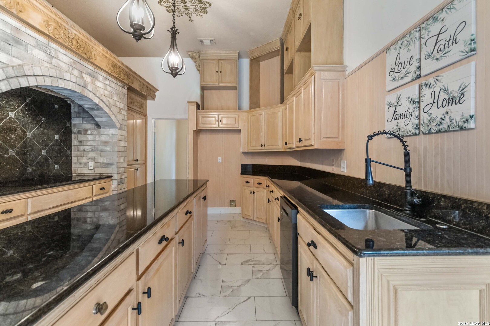 519 Mission Viejo