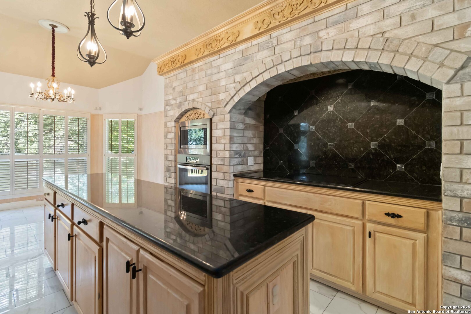 519 Mission Viejo