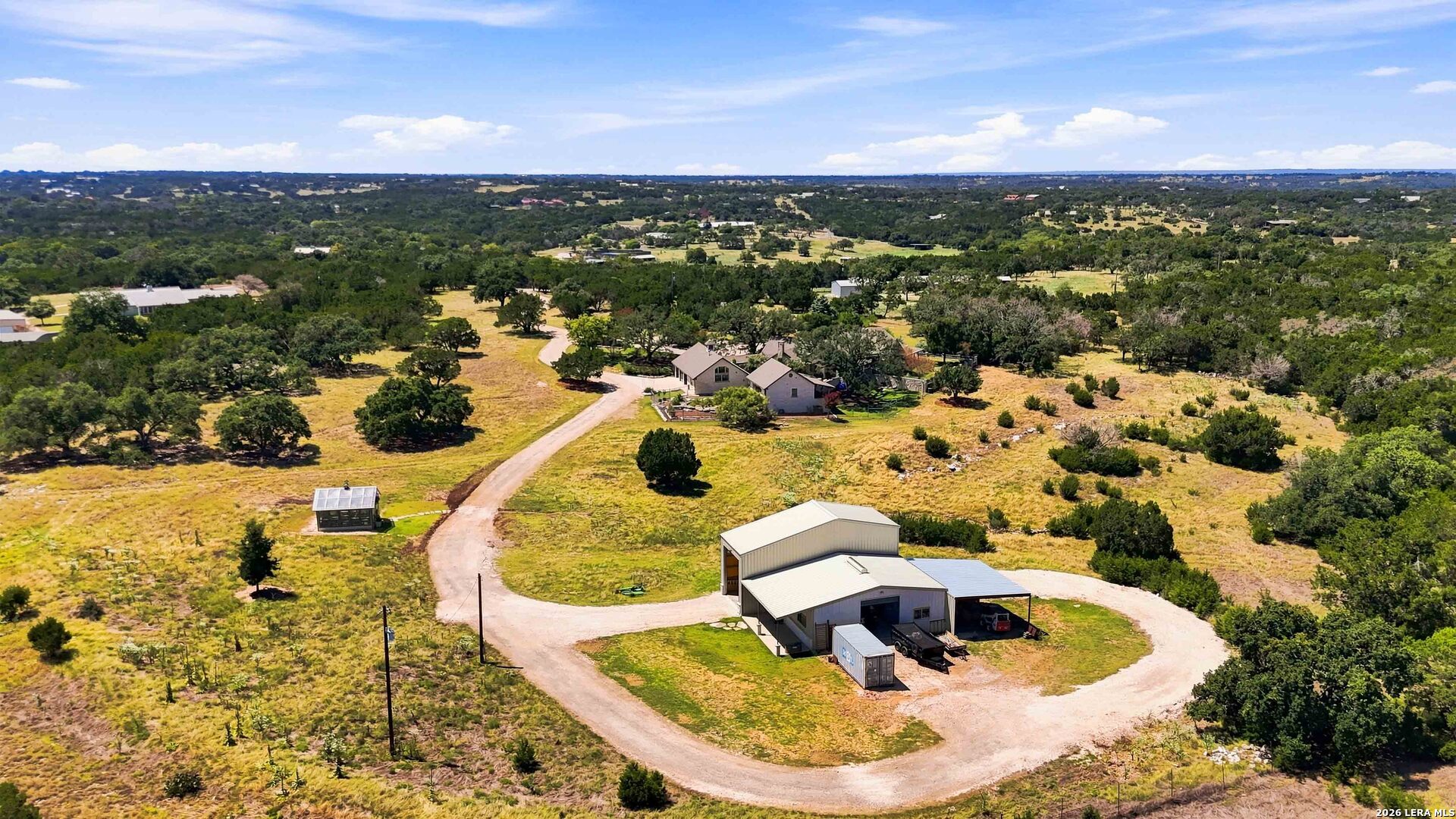 160 LIVE OAK LN