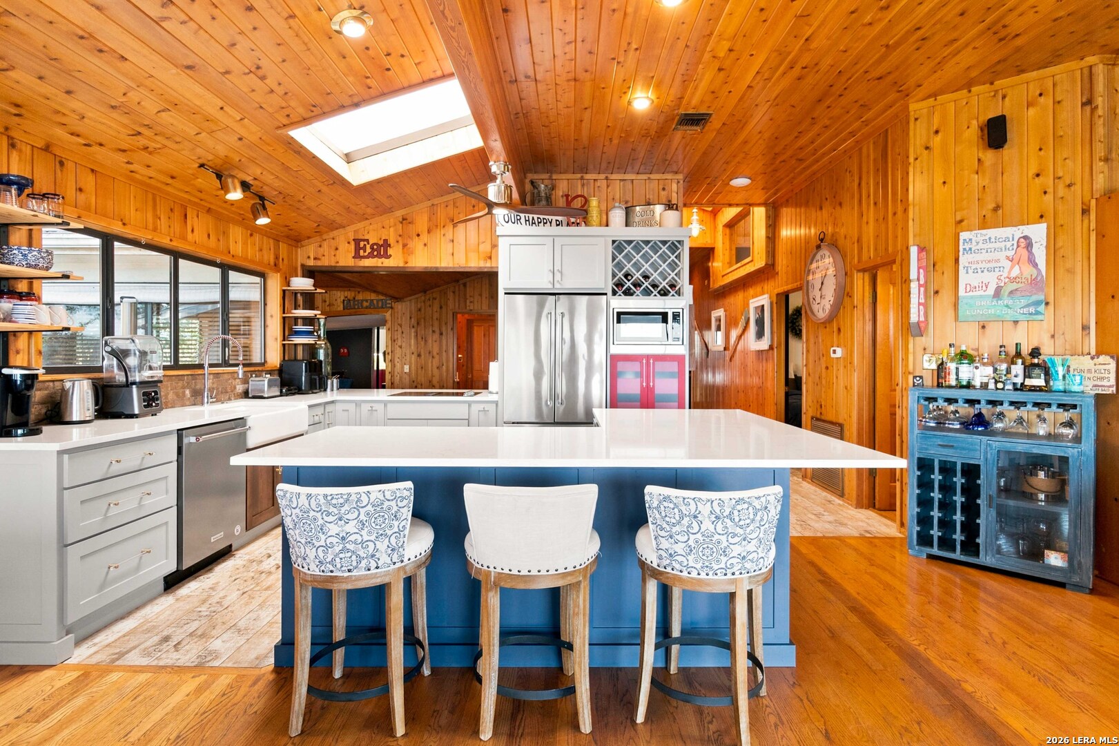 2988 COLLEEN DR