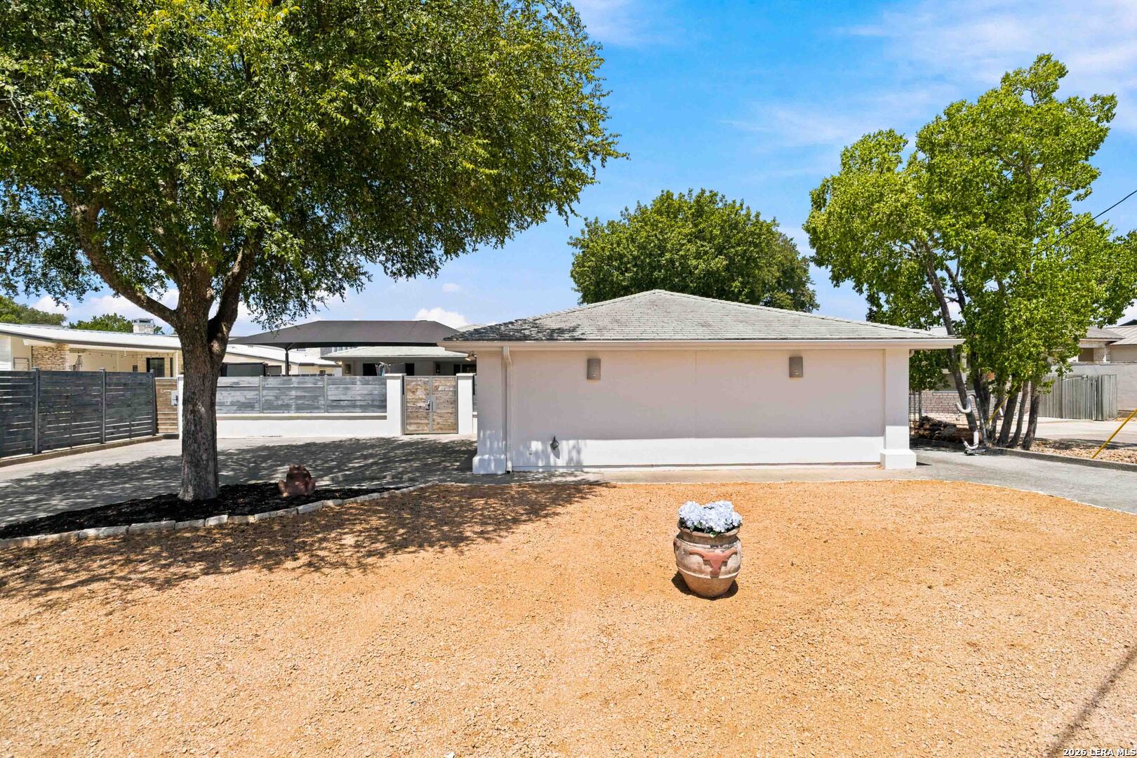 2988 COLLEEN DR