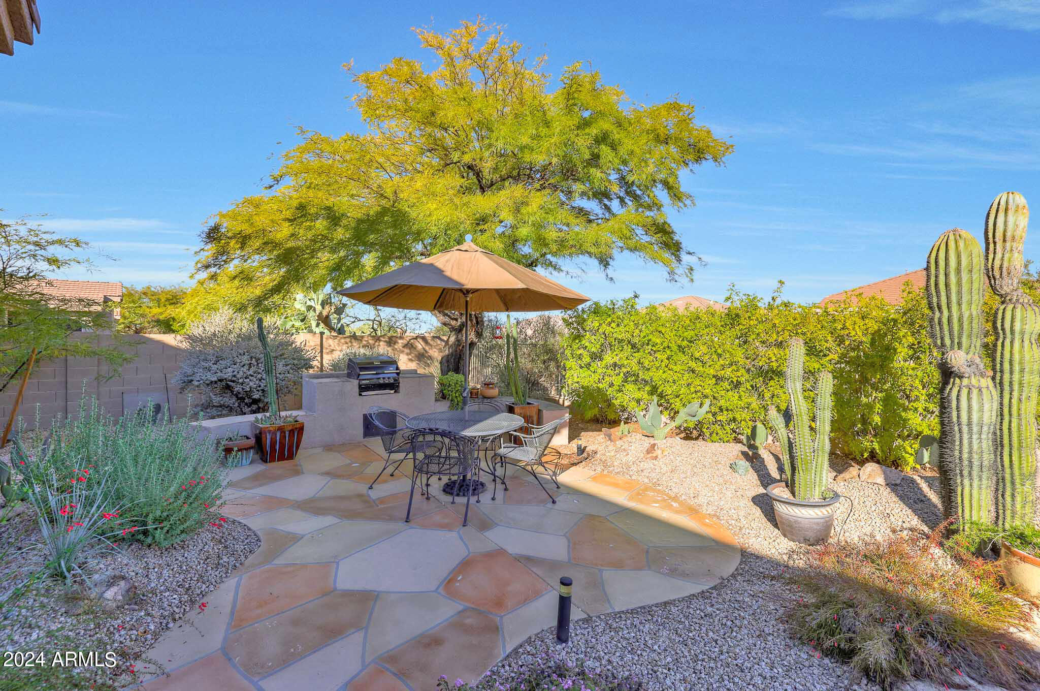 11584 E COTTONTAIL Lane