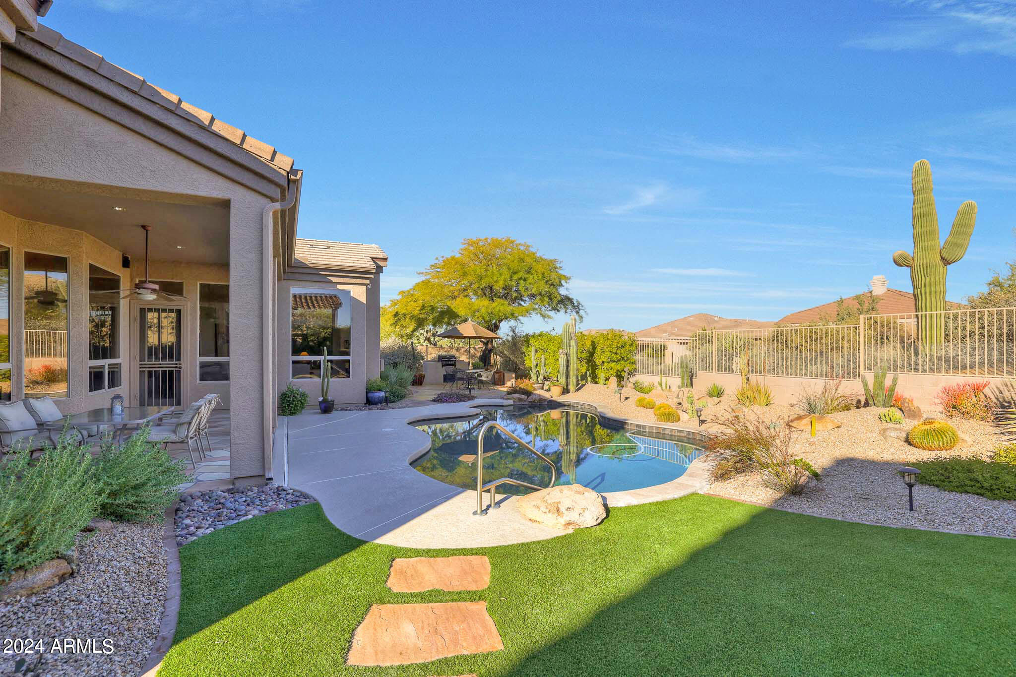 11584 E COTTONTAIL Lane