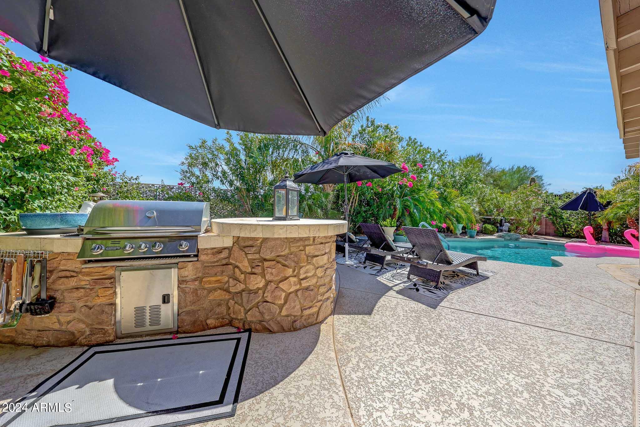 4215 E SPUR Drive